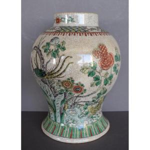 China Baluster Shaped Vase With Famille Verte Enamels