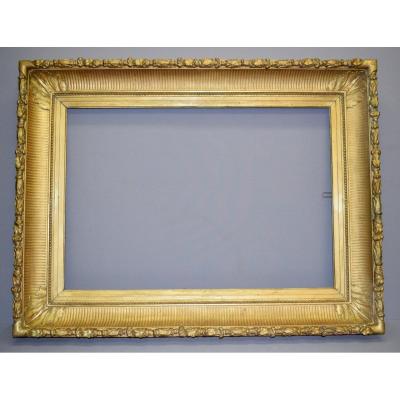 Large Frame With Channels In Wood And Golden Stucco