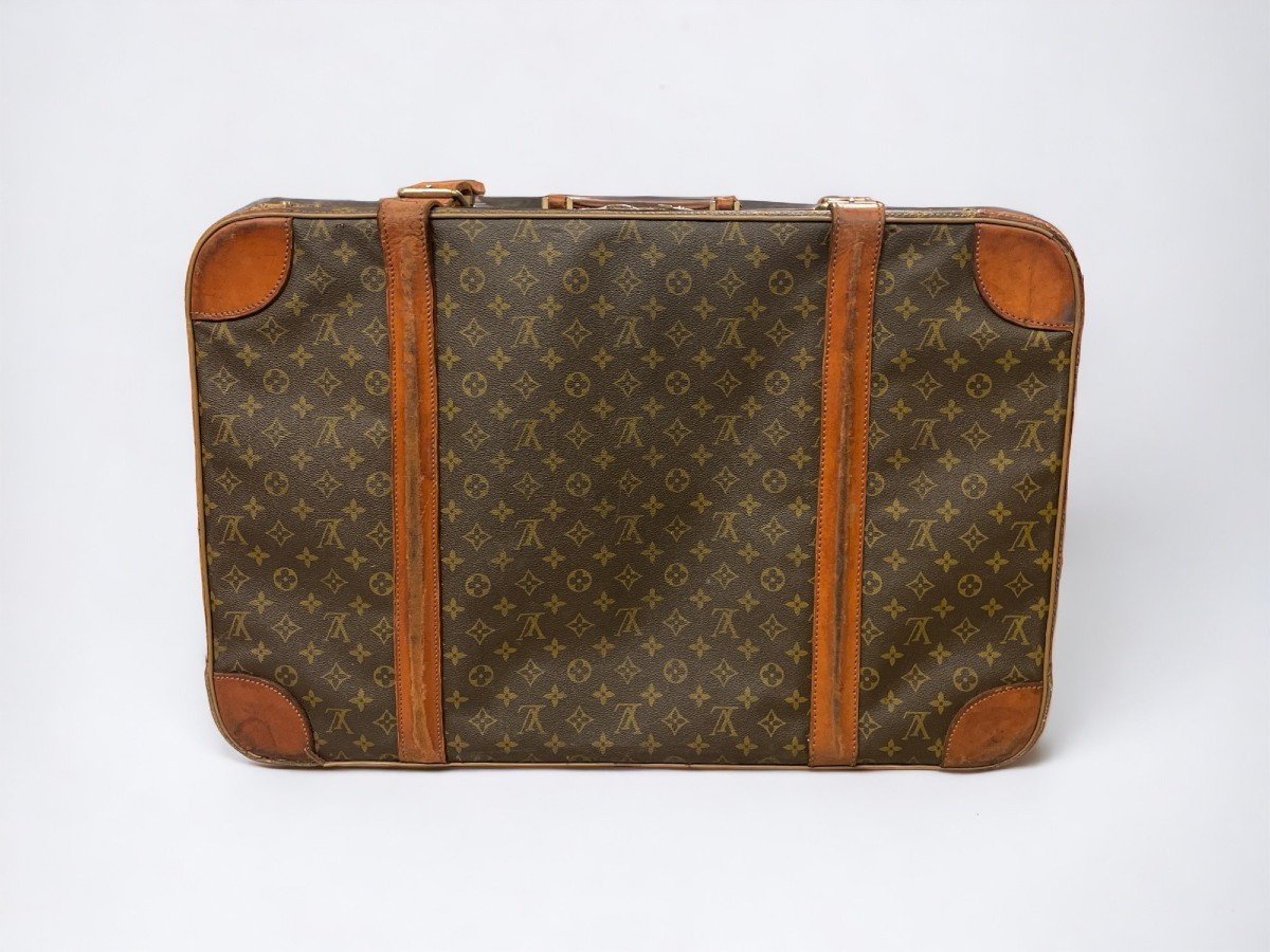 Louis Vuitton - Airbus Semi-rigid Case-photo-3