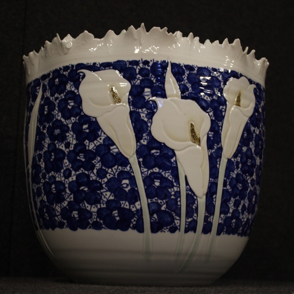 Chinese Painted Ceramic Vase With Calla Lilies-photo-6