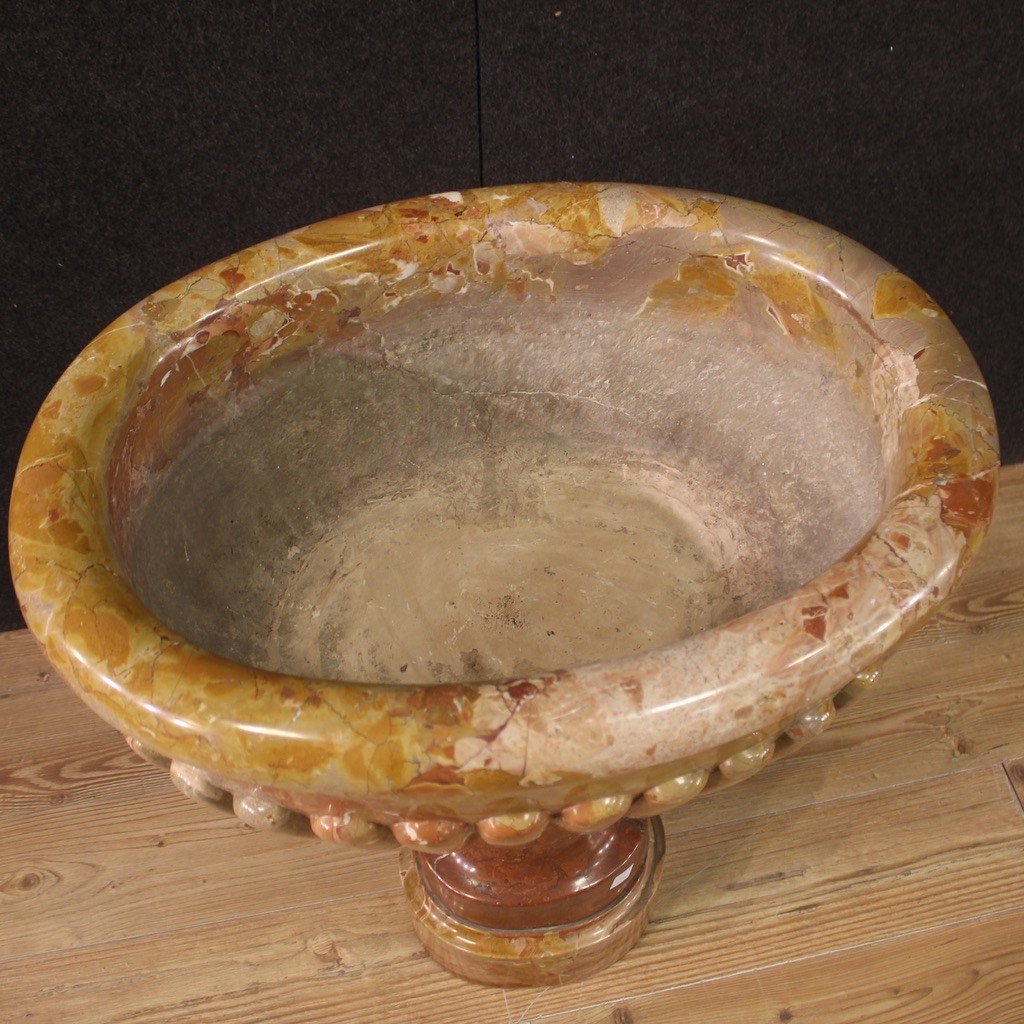 Italian Basin In Red Verona Marble From The 19th Century-photo-1