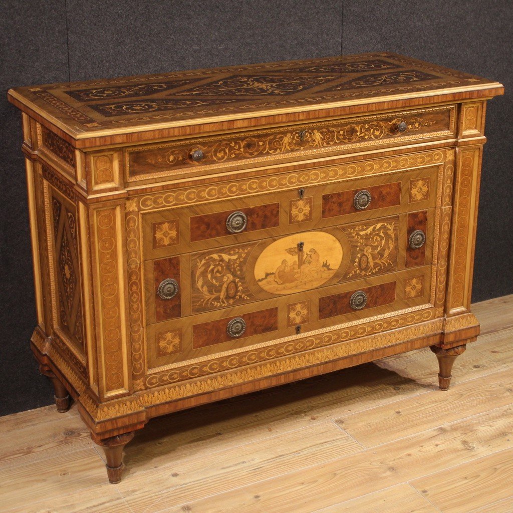 Grande Commode Marquetée De Style Louis XVI