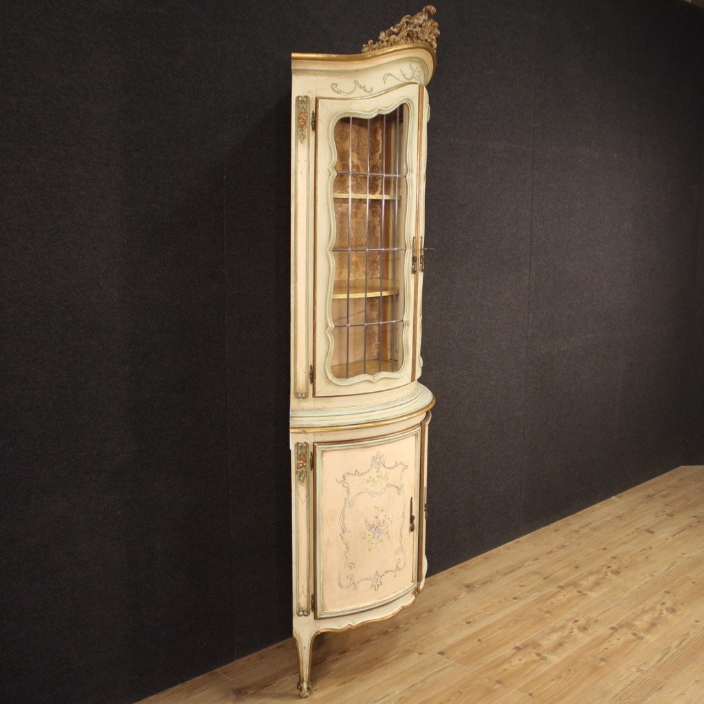 Lacquered, Gilded And Painted Venetian Corner Cabinet-photo-6