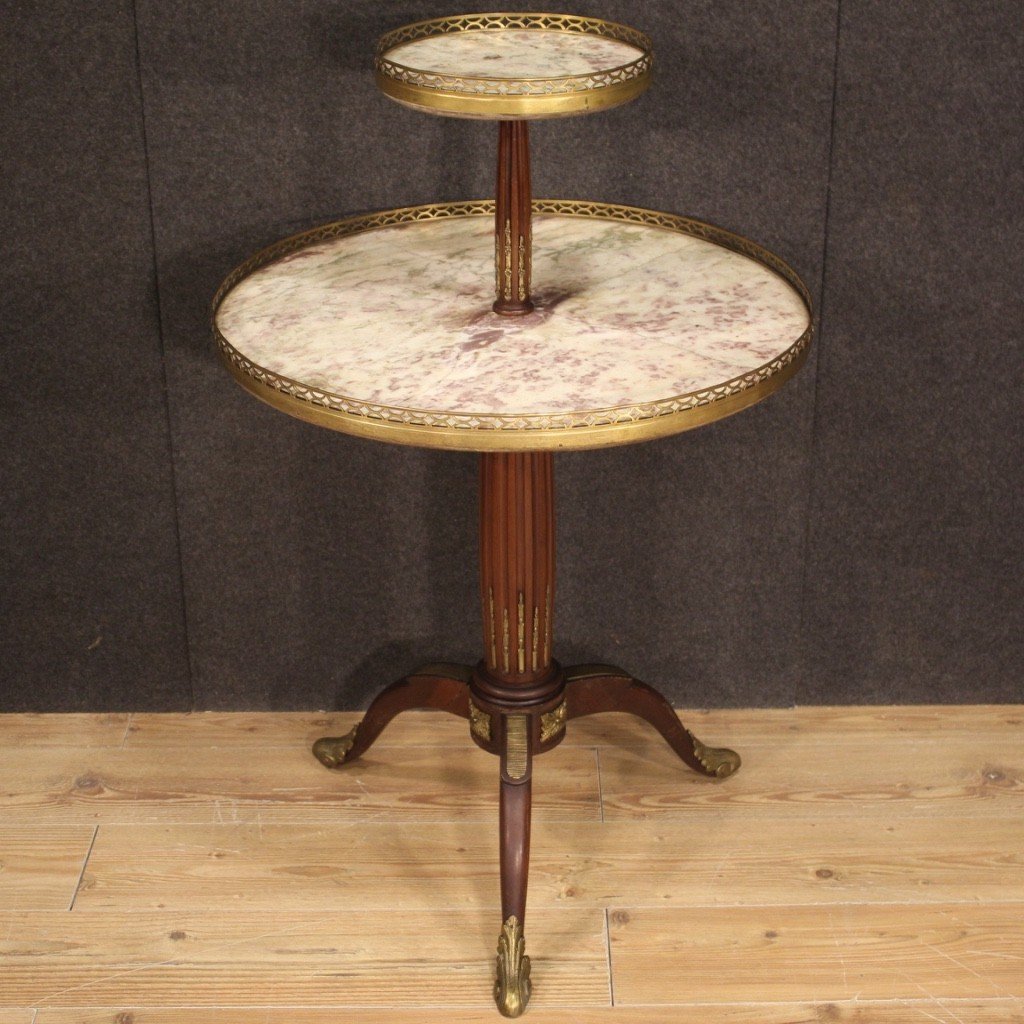 Table Basse Française Avec Deux étagères En Bois Du 20ème Siècle