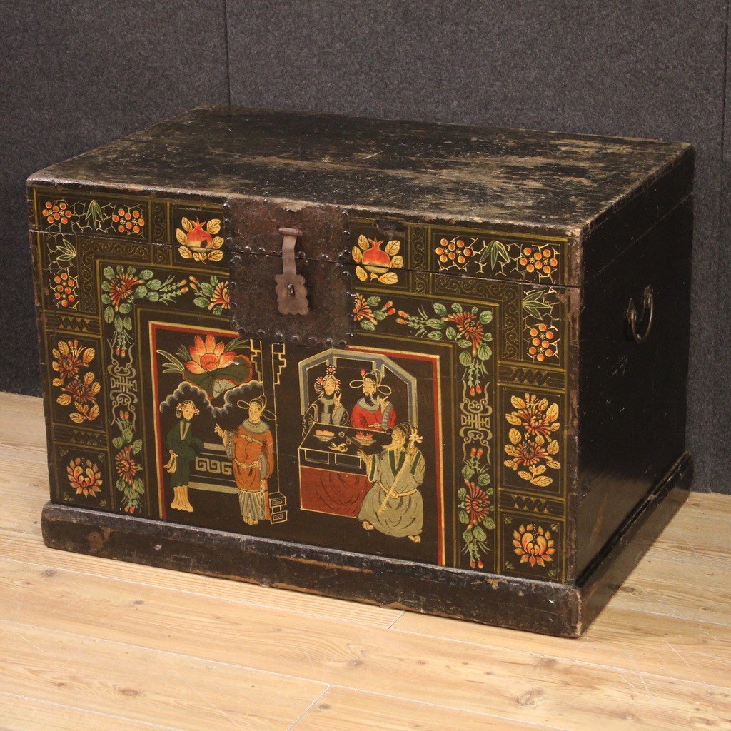 Small Chinese Chest From The 20th Century-photo-8