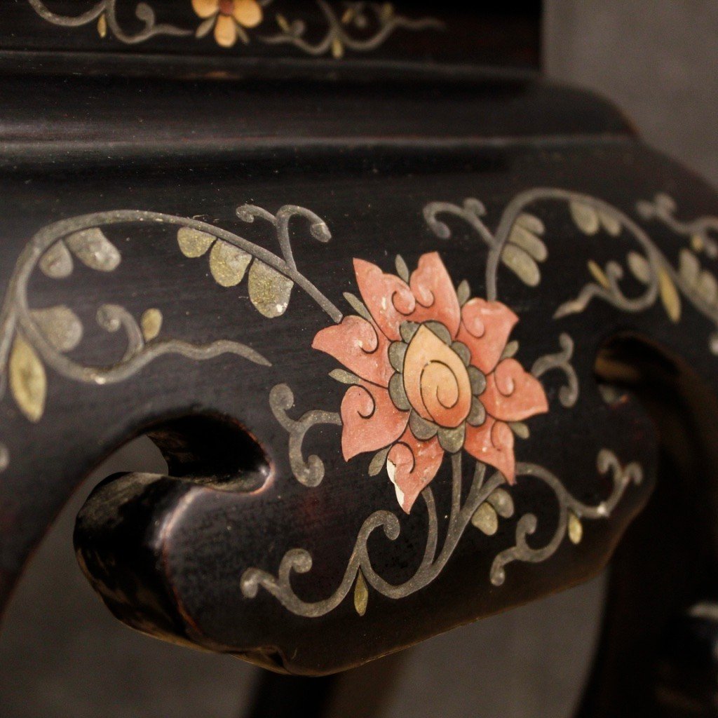 Lacquered And Painted Chinoiserie Side Table From 20th Century-photo-4