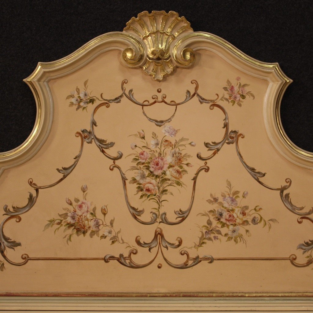 Venetian Chest In Lacquered And Painted Wood-photo-4