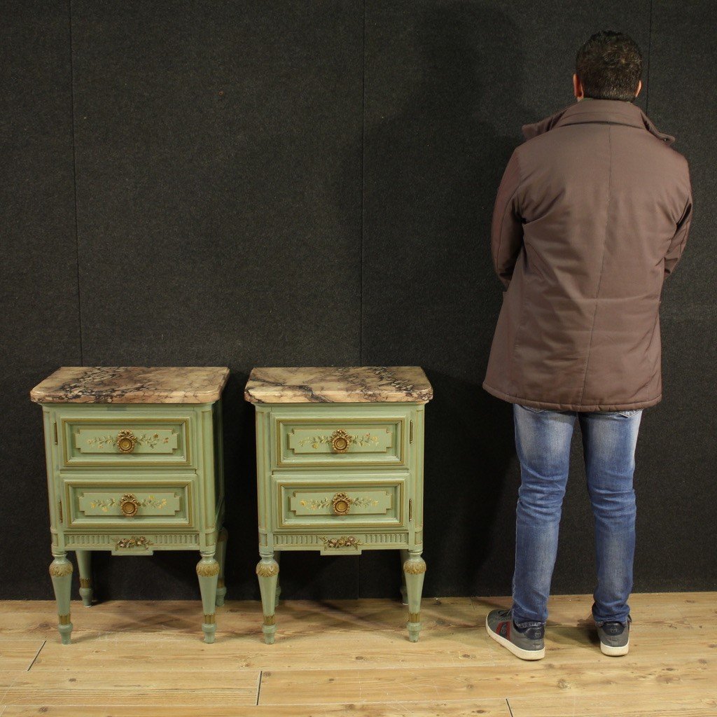 Elegant Pair Of 20th Century Lacquered Bedside Tables-photo-3