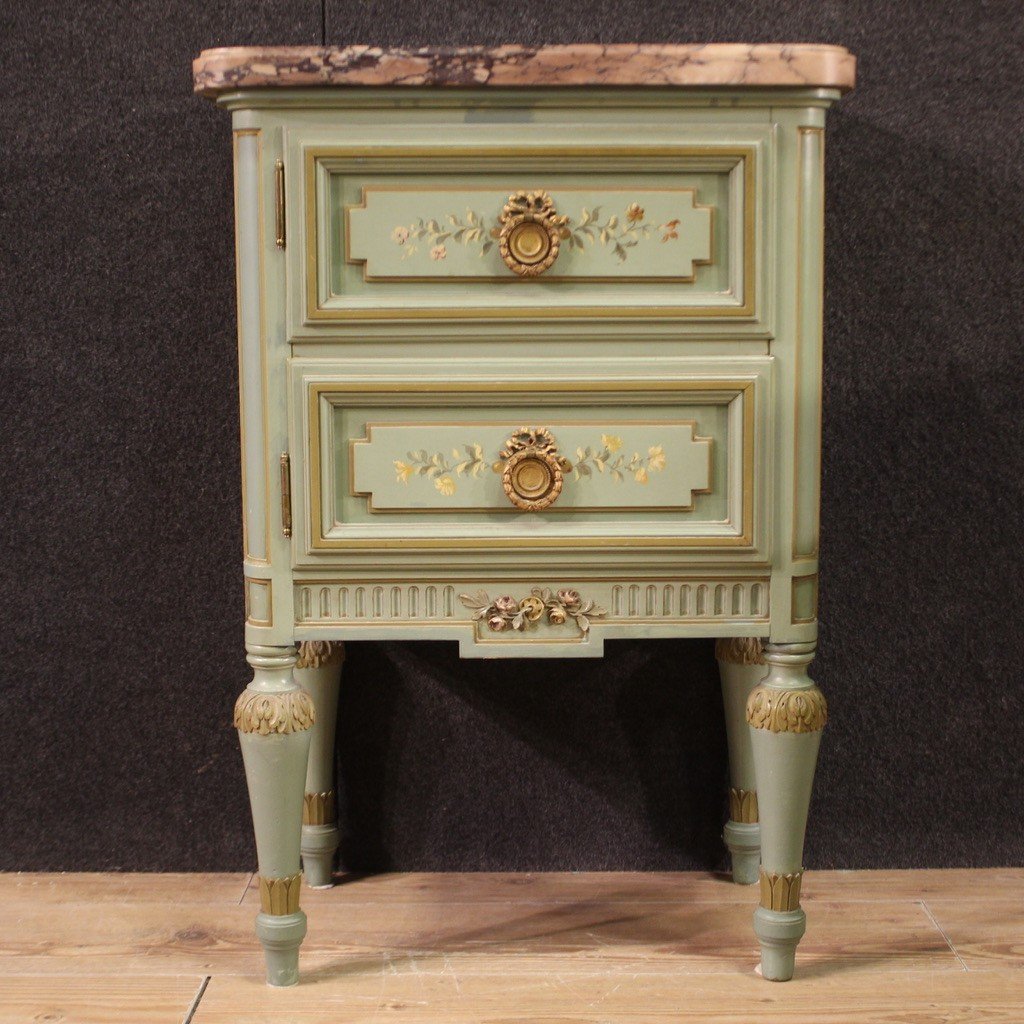 Elegant Pair Of 20th Century Lacquered Bedside Tables-photo-2