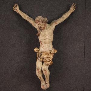 Grande Sculpture Du Christ Crucifié En Bois Polychrome Du 18ème Siècle