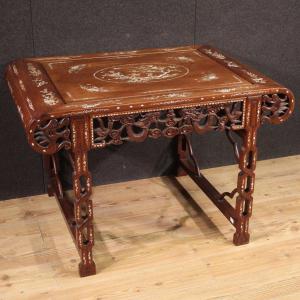 Oriental Table With Floral Inlay From The 20th Century