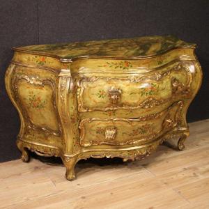 Great Venetian Lacquered And Gilded Commode From The 20th Century