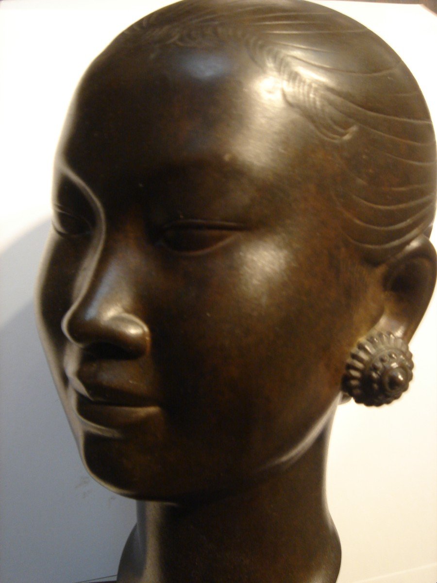 Buste en bronze De Jeune  fille laotienne 1930-1940 Sur Socle Acajou-photo-3