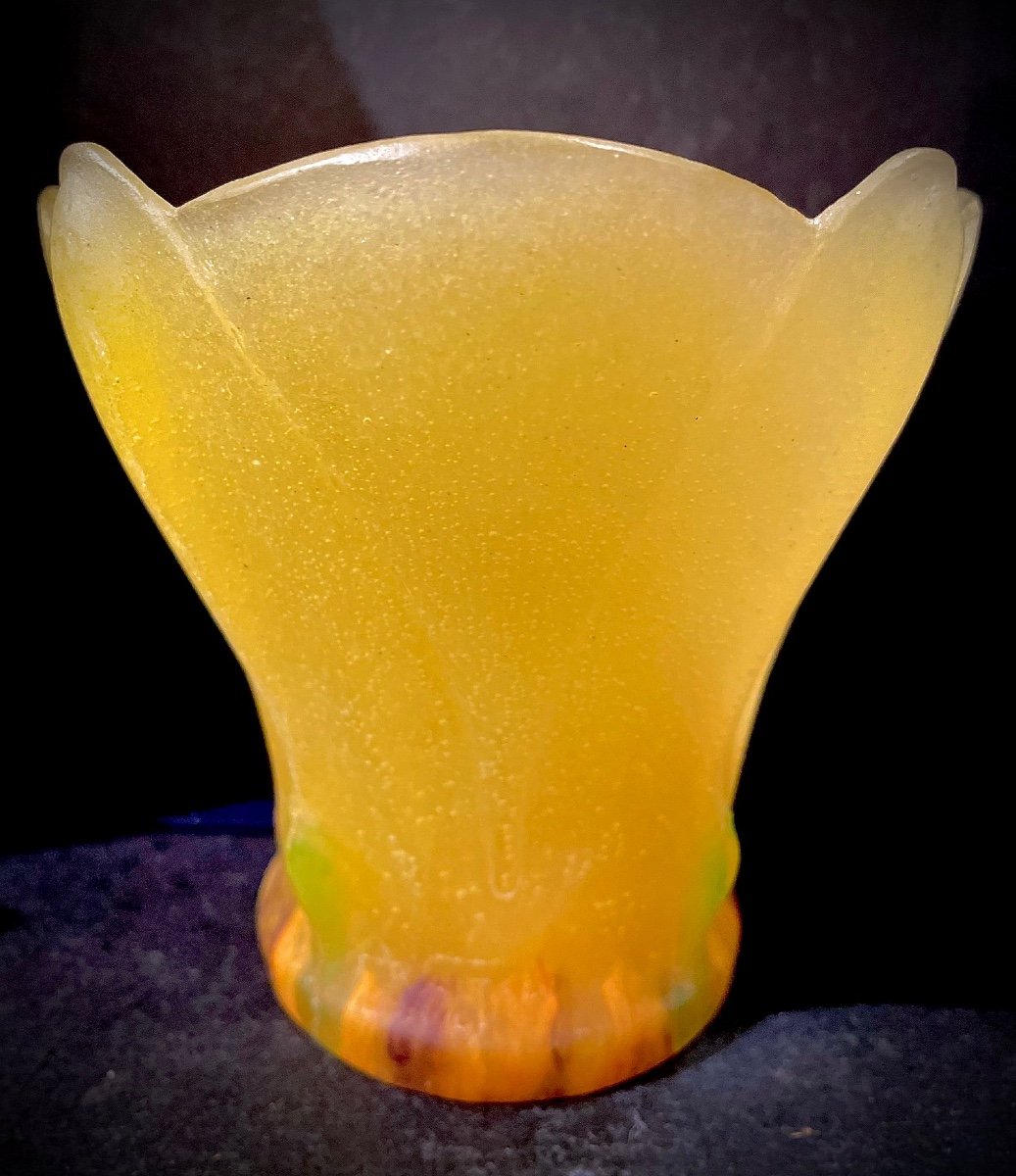 Walter Lotus Shaped Glass Vase-photo-2