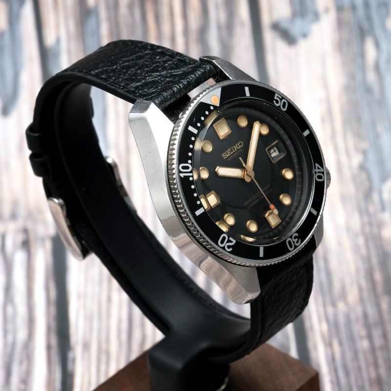 Seiko Diver Professional  300m  -1967--photo-1