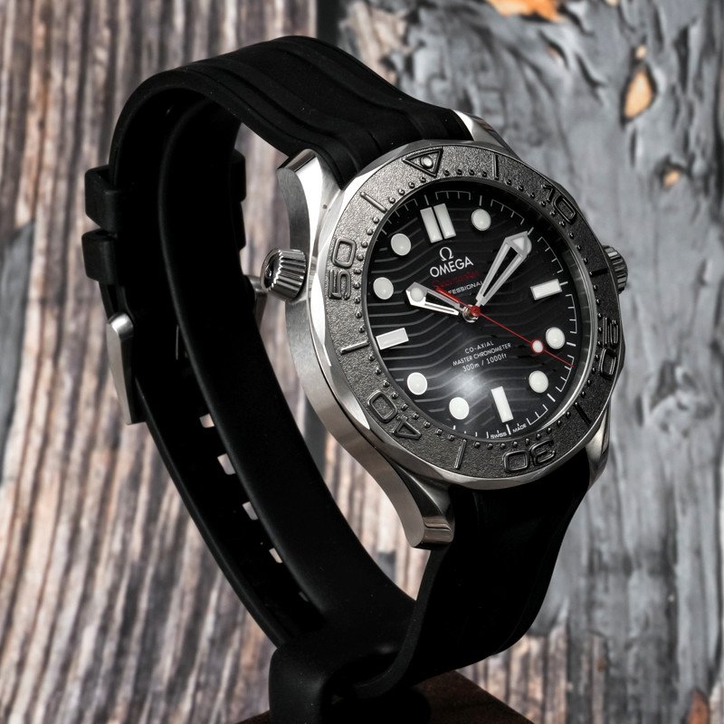 Omega Seamaster Diver 300 M Nekton -2022--photo-4