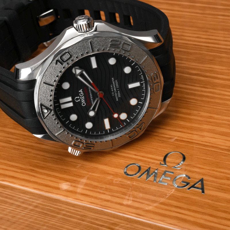 Omega Seamaster Diver 300 M Nekton -2022--photo-2