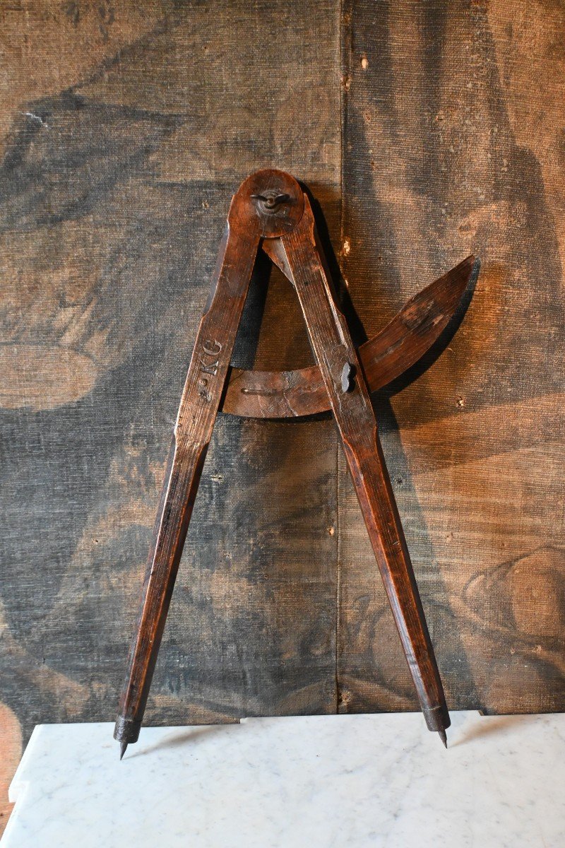 19th Century Wooden Carpenter's Compass