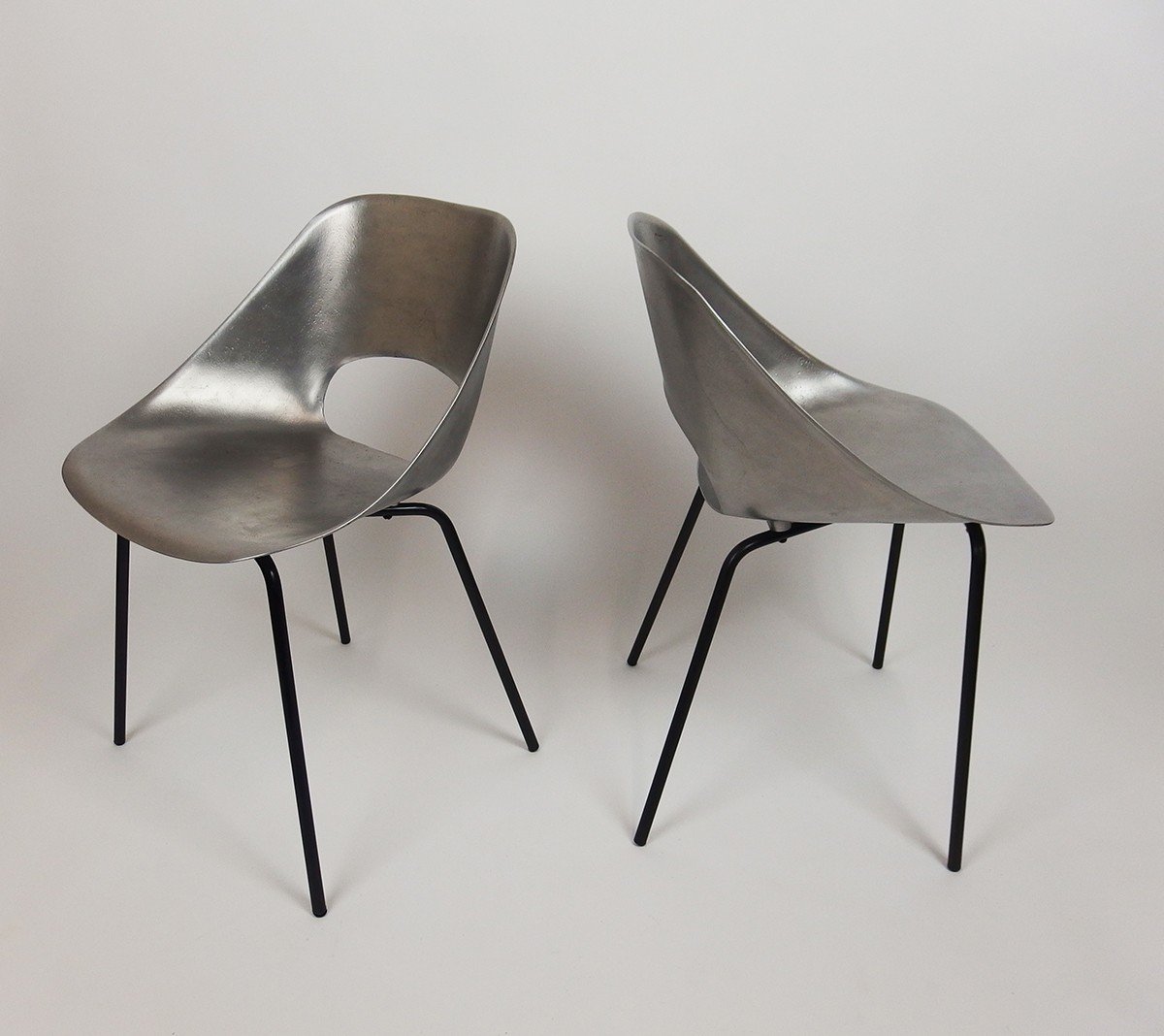 Four Cast Aluminum Chairs By Pierre Guariche-photo-4