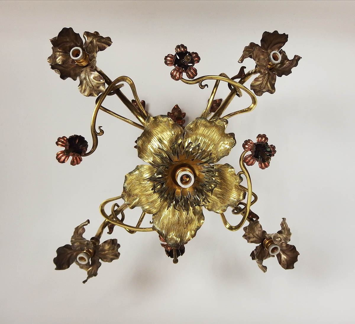 Art Nouveau Floral Chandelier In Brass And Copper-photo-4