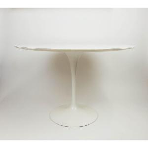 Table Ronde Séjour Par Eero Saarinen Pour Knoll