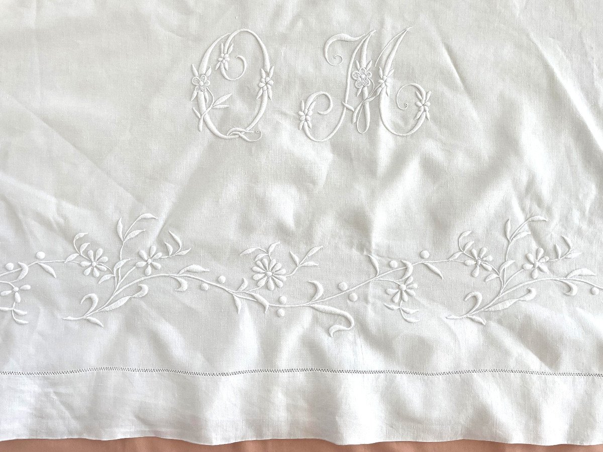  Drap Broderie Main Sur Toile De Lin Fin Avec Monogramme QM Et Retours Brodés- Linge Ancien-photo-3