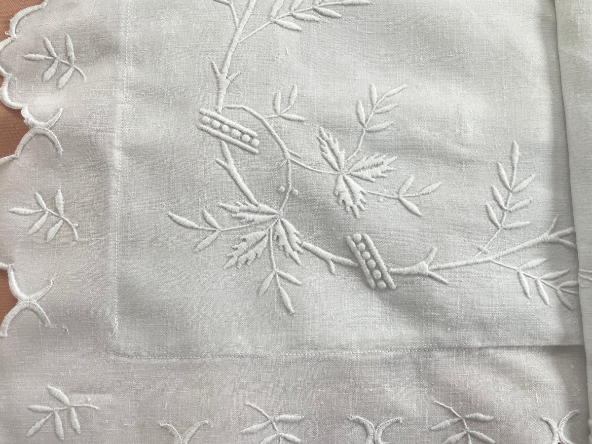 Pillowcase With Flowering Branches With Js Monogram On Fine Linen Canvas, New Condition - Old Linen-photo-2