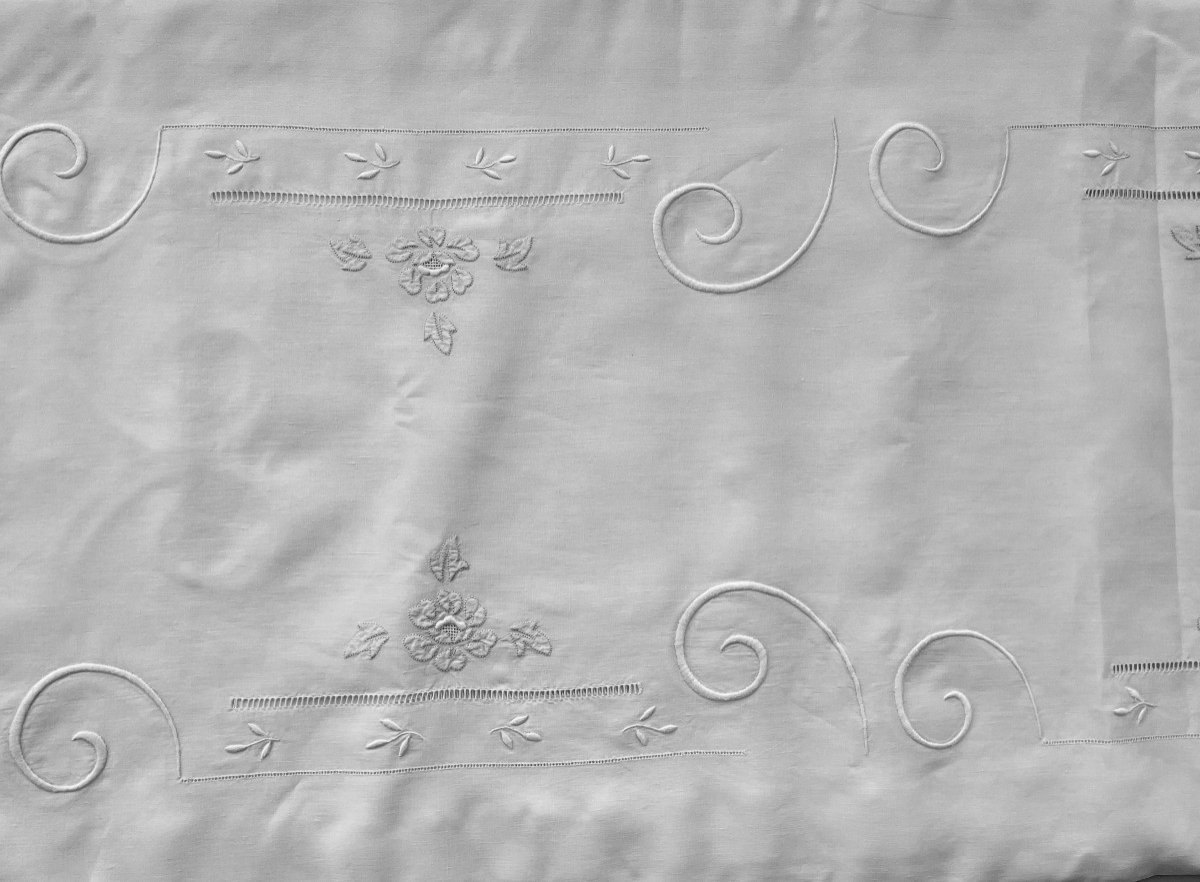 Grande Nappe En Fil De Lin Avec Broderies Main Et Travail De Jours-photo-4