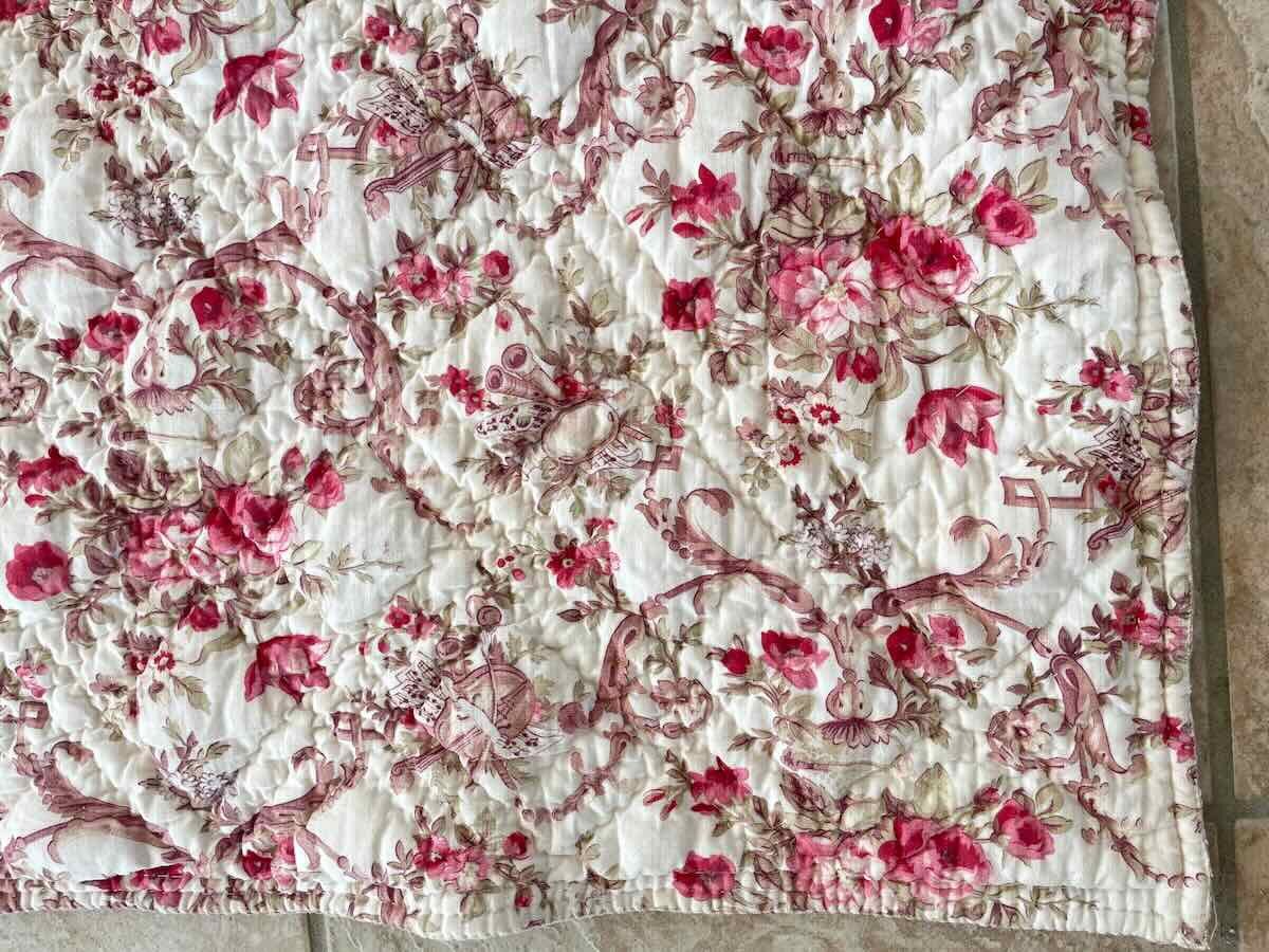 Large 19th Century Quilted Blanket: Two Sides With Different Floral Patterns-photo-2