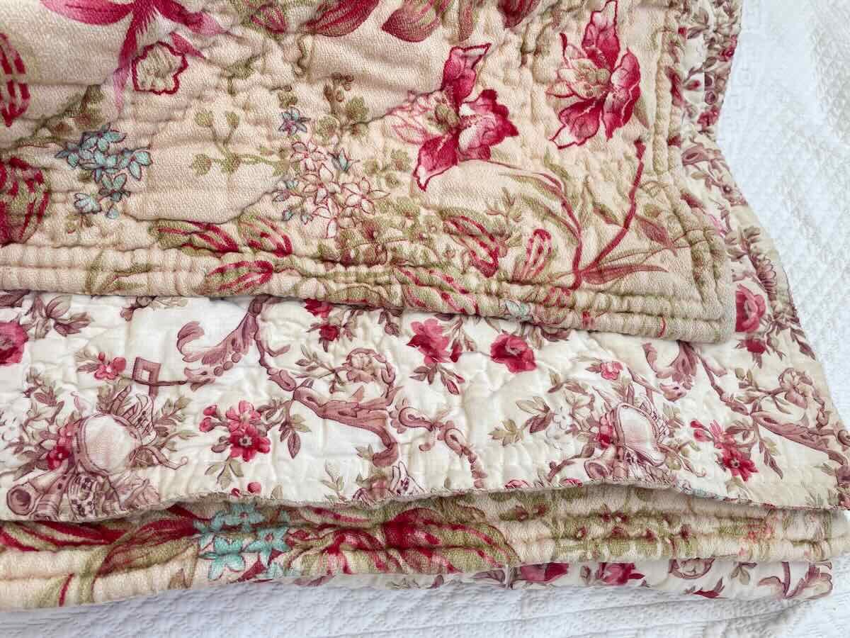 Large 19th Century Quilted Blanket: Two Sides With Different Floral Patterns-photo-4