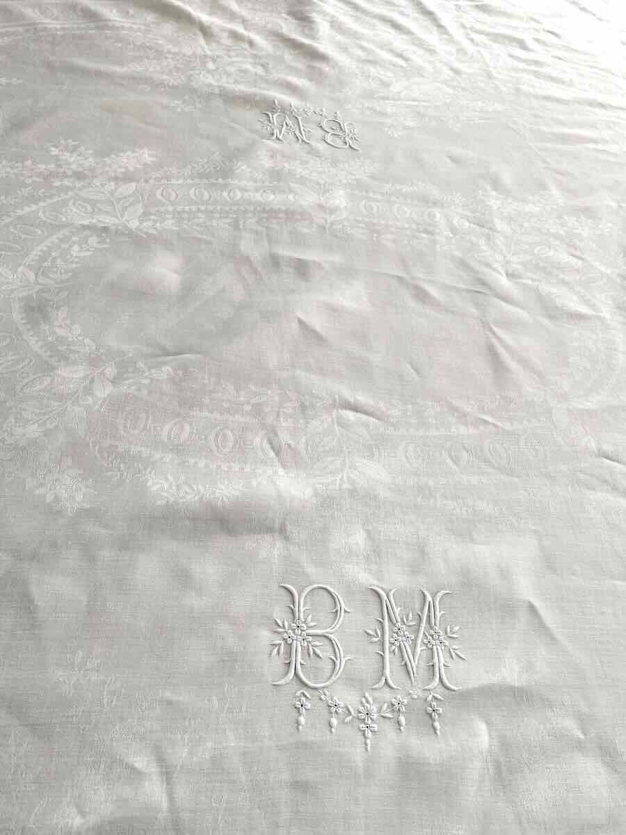 Damask Table Service In Linen Thread With Mb Monogram, Hand Embroidery. Antique Linen-photo-5