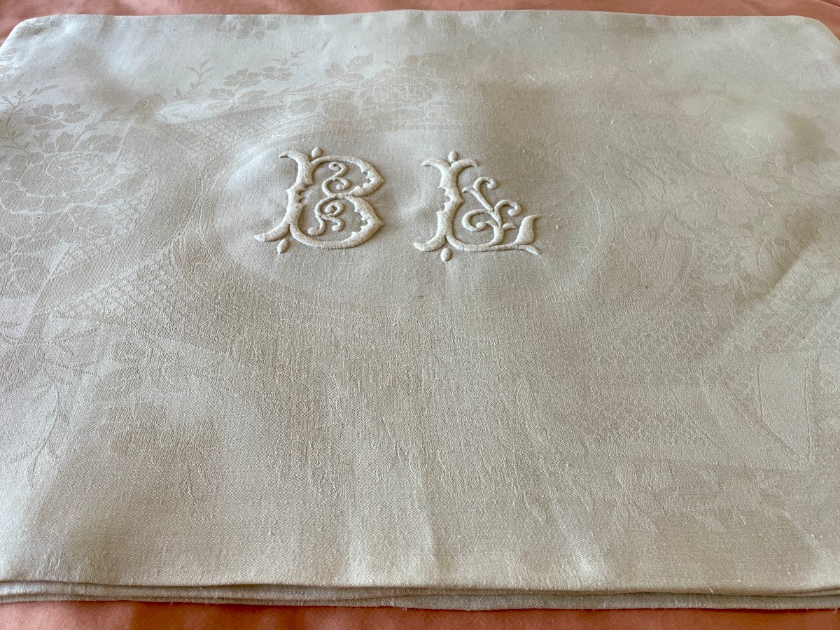 Superb Linen Damask Table Service Hand Embroidered Monogram Bl Color Bis - Antique Linen-photo-3