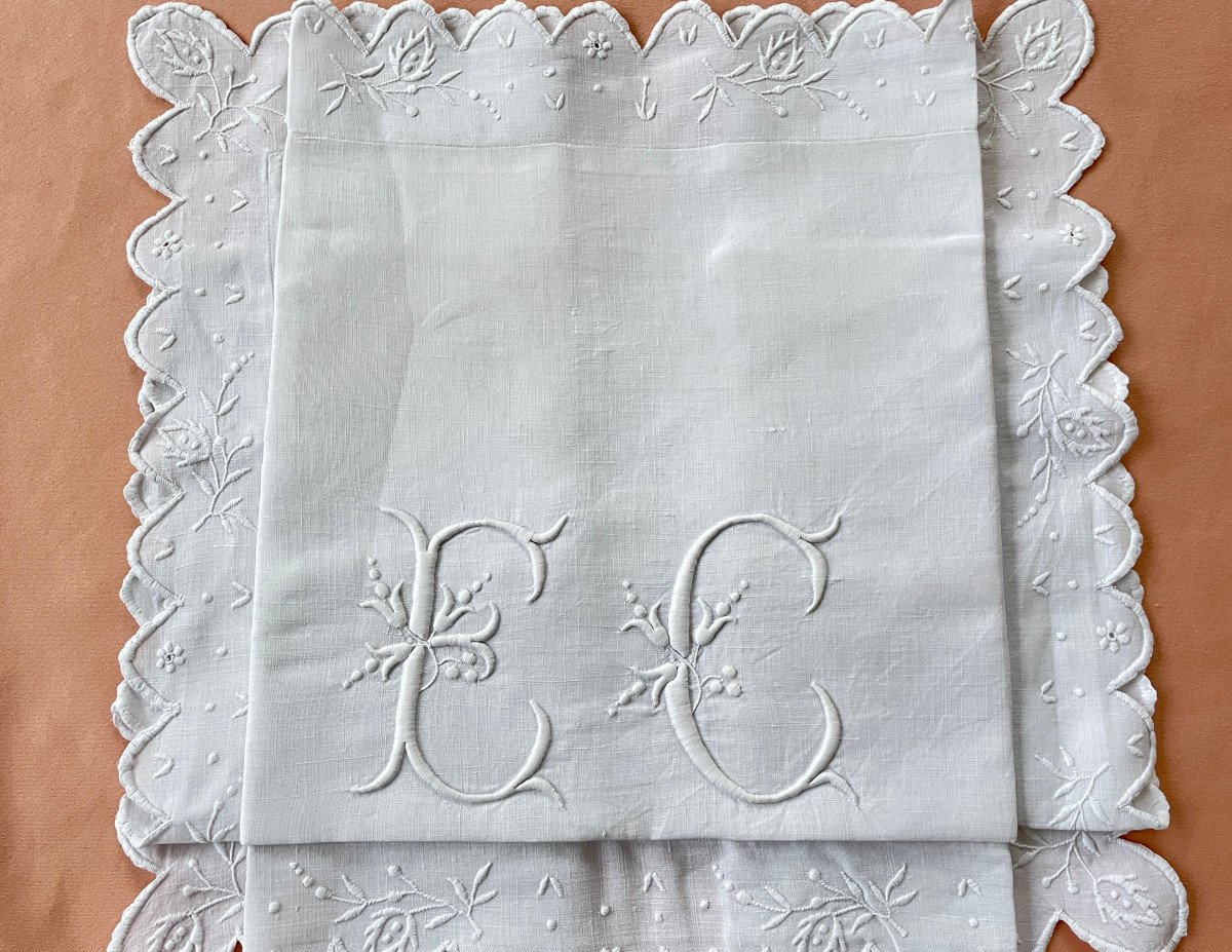 Scalloped Pillowcase, Flowery Branches, Monogram Ec Hand Embroidery On Fine White Linen - Antique Linen-photo-4