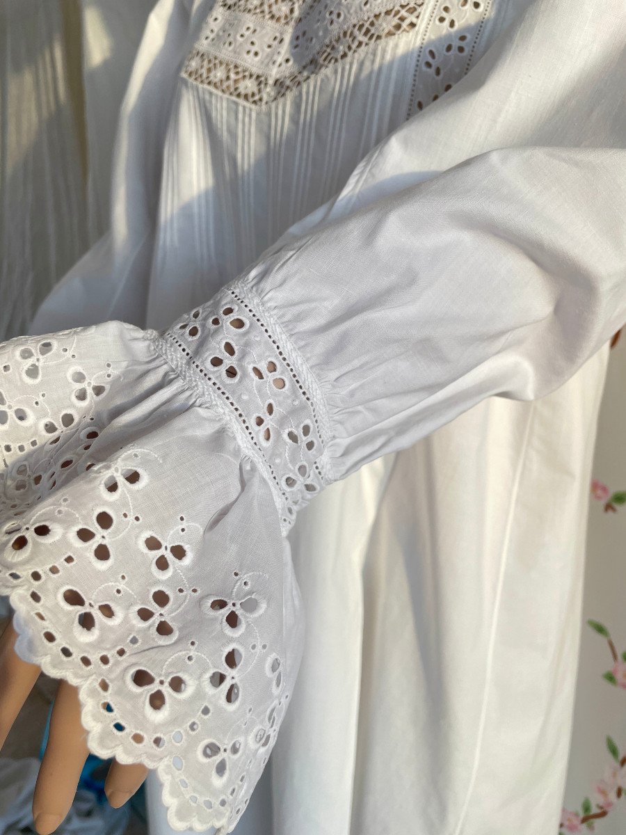 Nightdress With Lace, Embroidery On Fine Percale Canvas, Hand-sewn - Antique Linen-photo-2