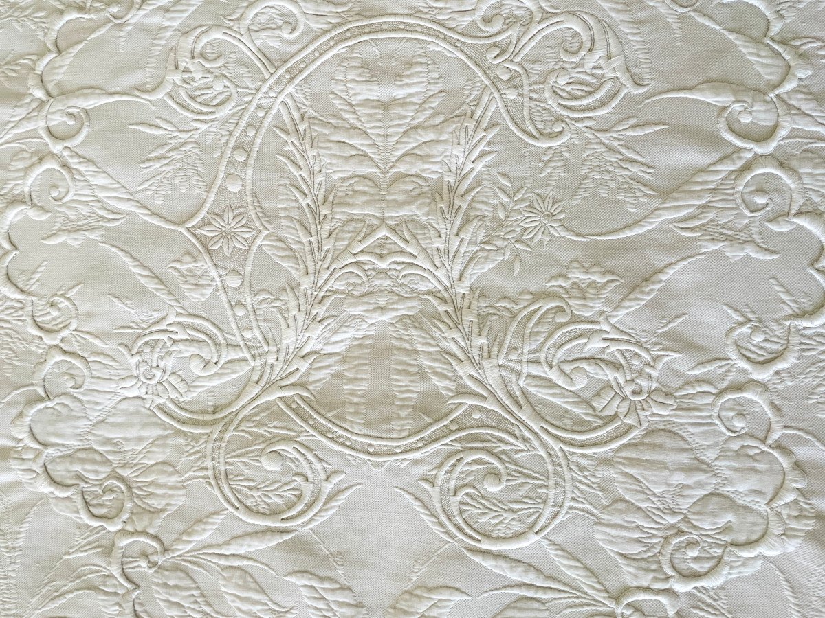 Flat Piqué Blanket With Embossed And Ch Monogram, Handmade Bobbin Lace - Antique Linen-photo-2