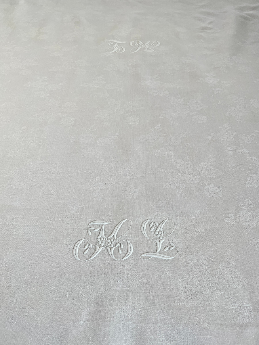 Fine Linen Damask Tablecloth, 2 Am Monograms, Beautiful Woven Patterns With Flowers - Antique Linen-photo-3