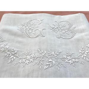 Drap De Lin Fin, Broderie Main Avec Imposant Monogramme CB