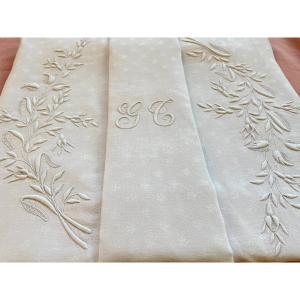 Rare Nappe En Damassé De Lin Avec Broderies Main Branchages, Monogramme Gb- Linge Ancien