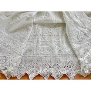 Large Marseille Piqué Blanket, Lace, Beautiful Relief, 2 Mc Monograms - Old Linen