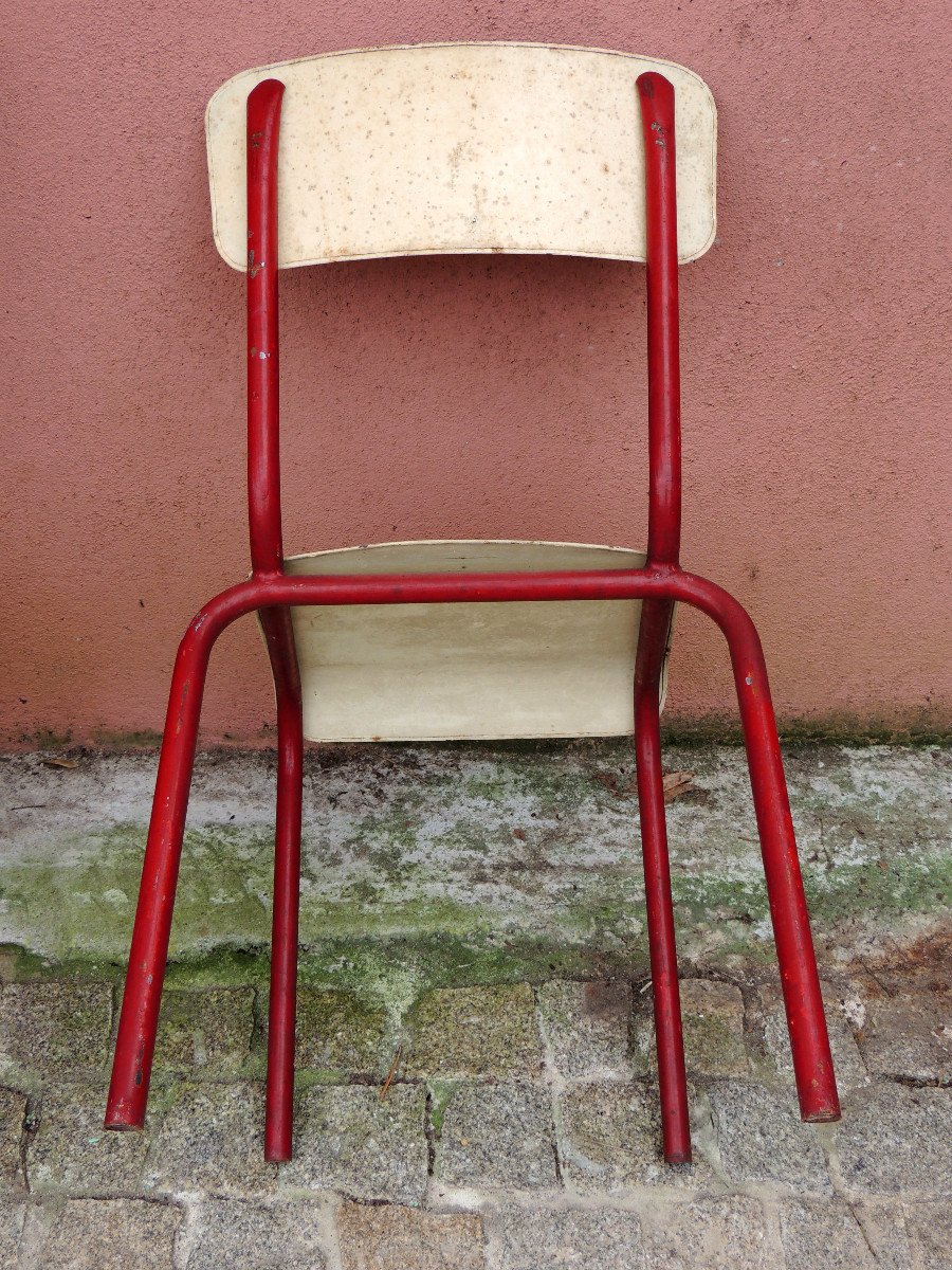 Chaises , 6 Siéges d'école En Tube Et Tole , Modèle Des Années 50 - 60 , Empilable , Industriel-photo-1