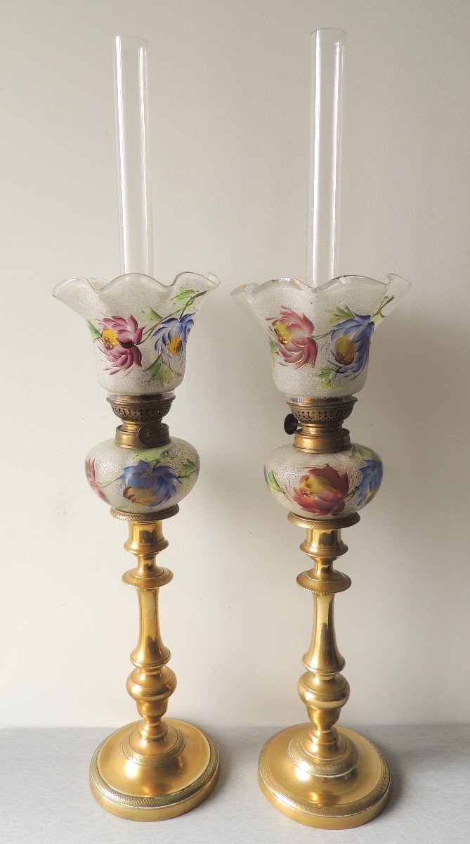 Pair Of Oil Lamps, Pair Of Bronze Candlesticks Decorated With Verrines, 19th Century