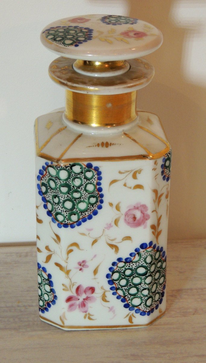 Pair Of 19th Century "old Paris" Porcelain Perfume Bottles-photo-2