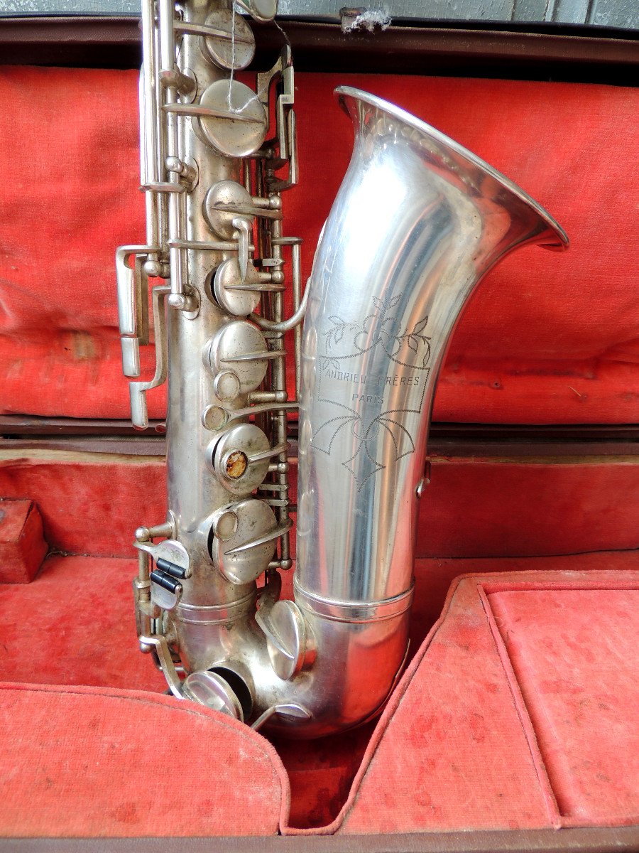 Antique Saxophone, Andrieu. Frères Paris, Original Suitcase, Musical Instrument, 20th Century-photo-1