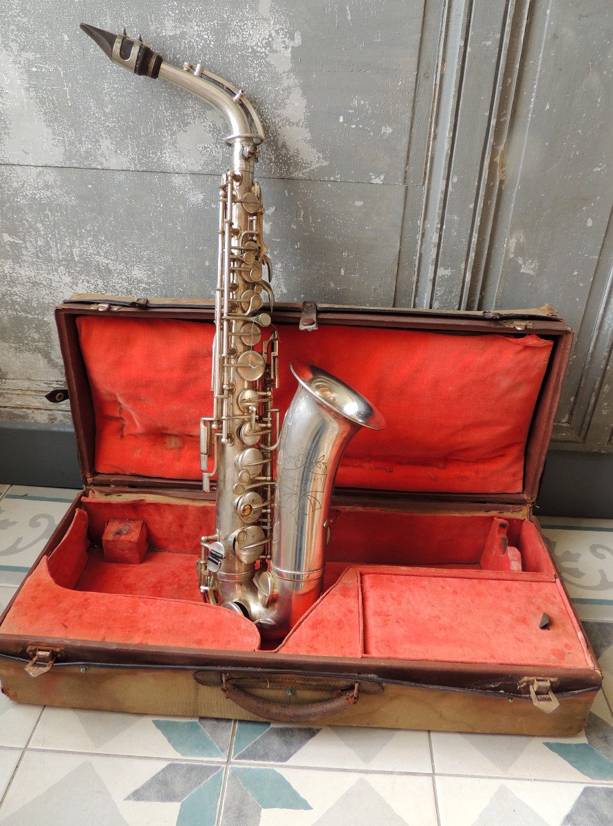 Antique Saxophone, Andrieu. Frères Paris, Original Suitcase, Musical Instrument, 20th Century