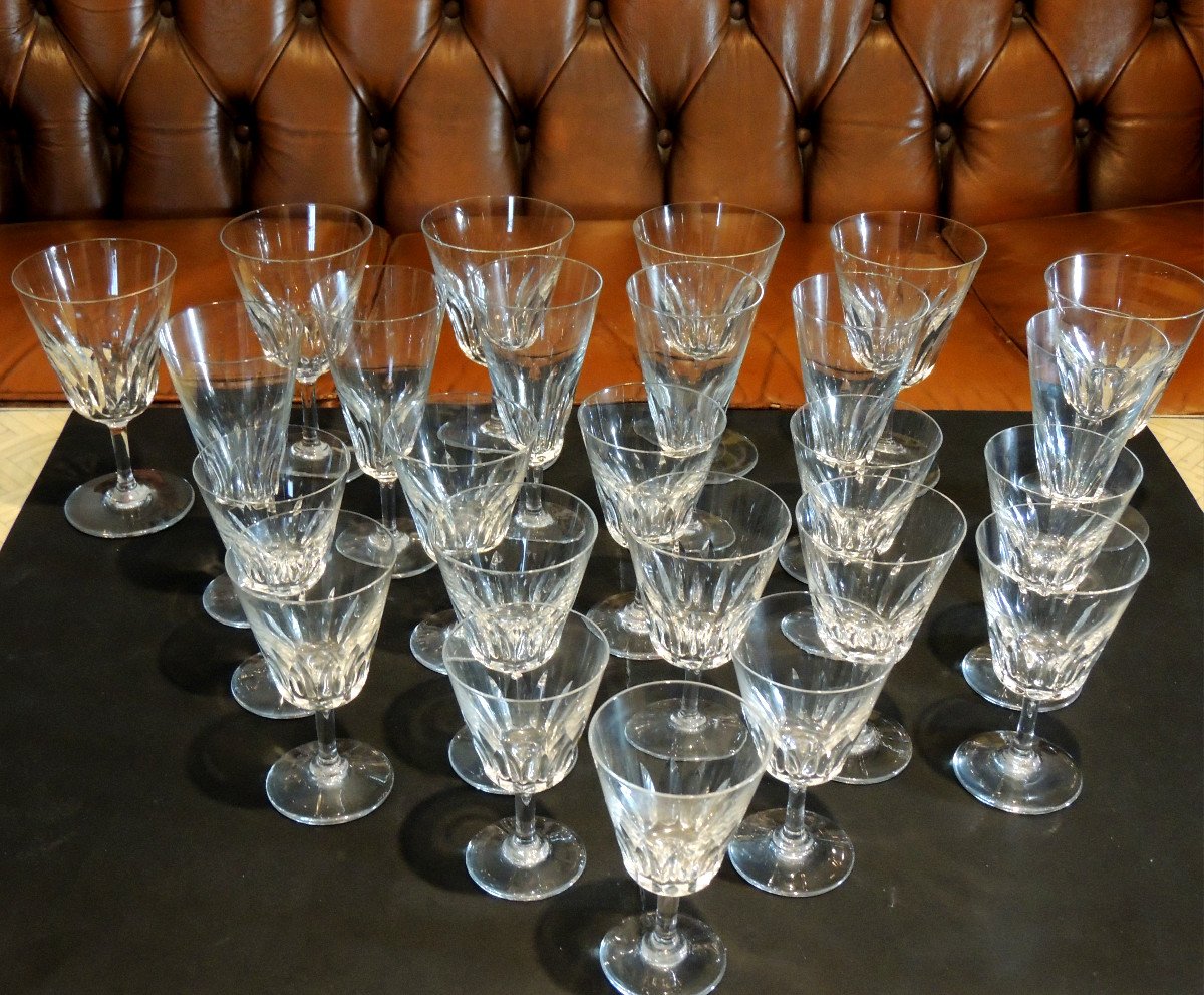 Baccarat Crystal Glasses, 25 Pieces All Signed In Perfect Condition, 20th Century Glass Service-photo-2