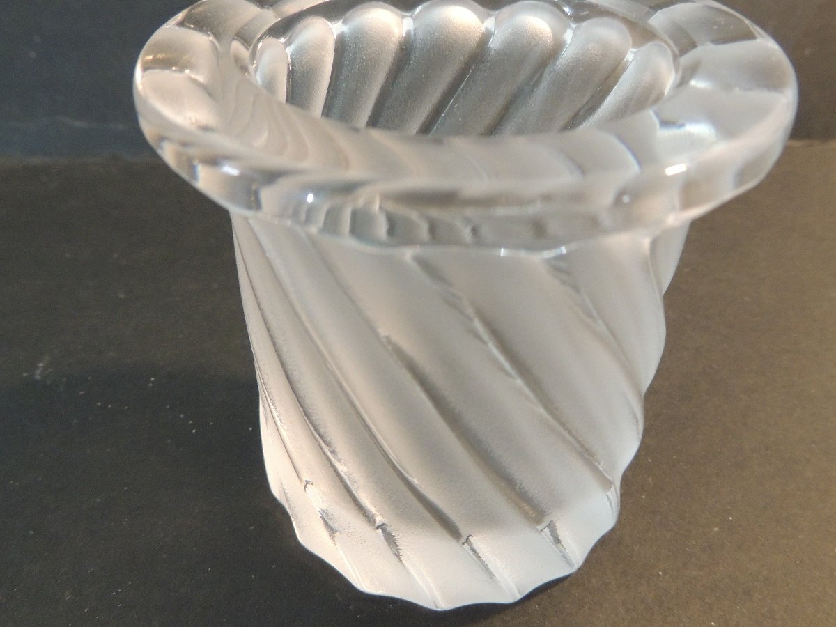 Lalique France  Vase , Petit Pot -photo-4