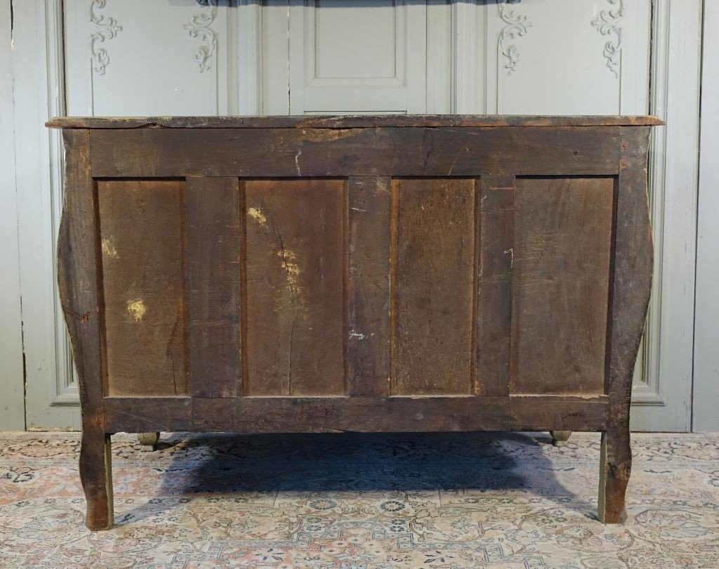 Commode Tombeau d'époque Louis XV en bois peint. Epoque XVIIIème-photo-8