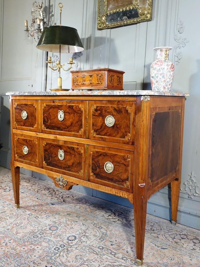 Louis XVI Marquetry Chest Of Drawers-photo-3