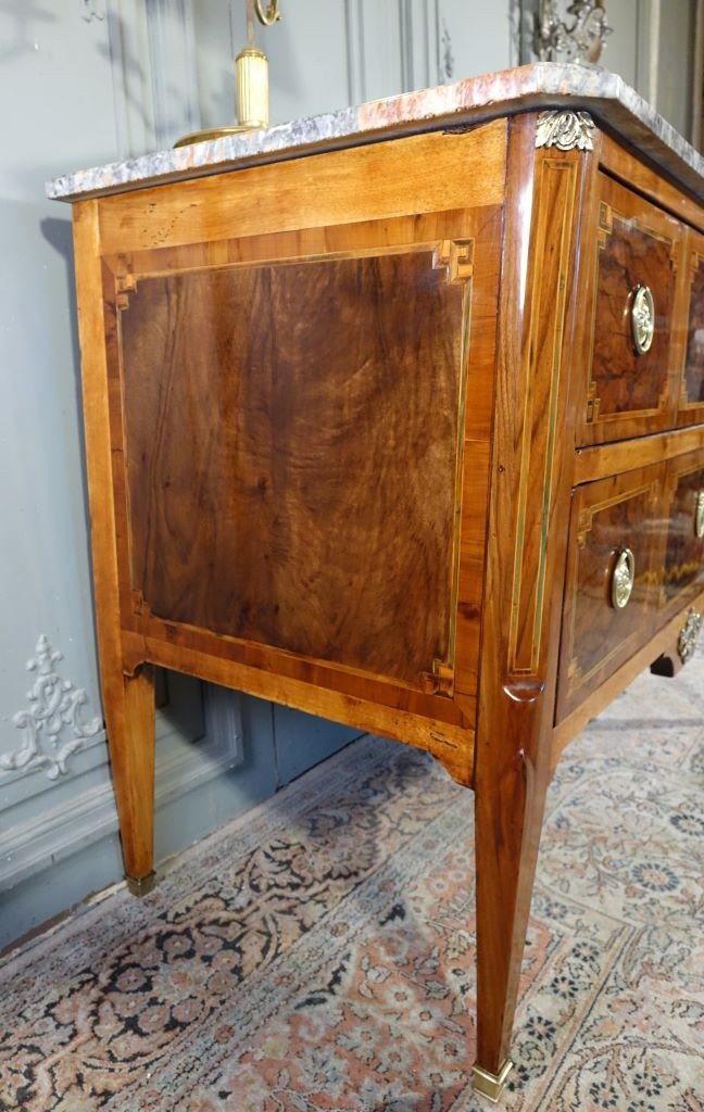 Louis XVI Marquetry Chest Of Drawers-photo-2