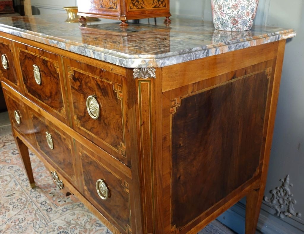 Louis XVI Marquetry Chest Of Drawers-photo-3